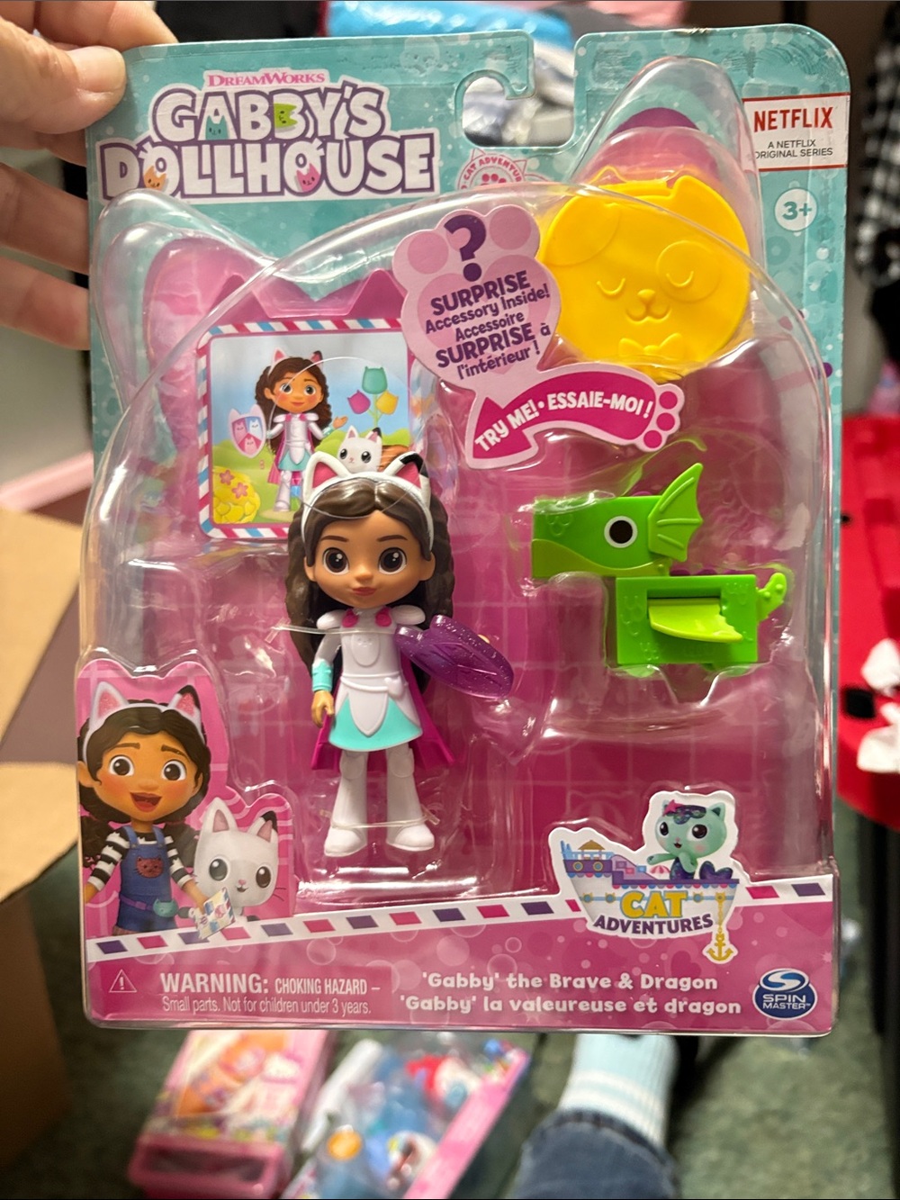 DreamWorks Gabby’s Dollhouse Gabby Figure with Pink Outfit & Green Dragon
